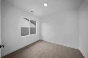 1632 S Staircase Wy, Washington, UT 84780 - Photo 31