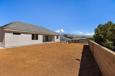 699 S 1220 W, Hurricane, UT 84737 - Photo 39