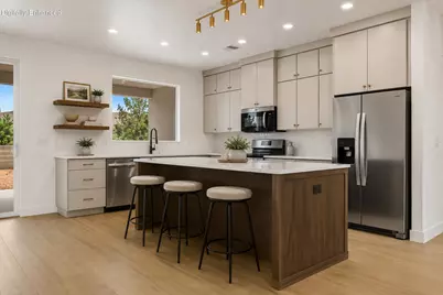 699 S 1220 W, Hurricane, UT 84737 - Photo 13