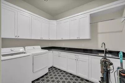 449 W Johann Cir, Washington, UT 84780 - Photo 11