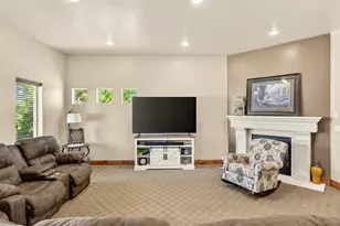 5112 Mountain View Cir, Enoch, UT 84721 - Photo 7