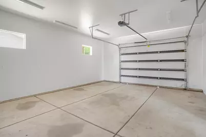 135 N 300 E, Washington, UT 84780 - Photo 33