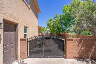 2323 E 440 North Cir, Saint George, UT 84790 - Photo 15
