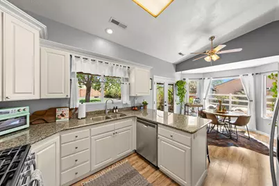 202 N 870 W, Hurricane, UT 84737 - Photo 7