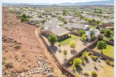 2906 E Autumn Rose Dr, Washington, UT 84780 - Photo 33