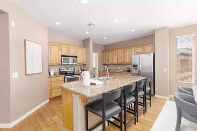 2906 E Autumn Rose Dr, Washington, UT 84780 - Photo 7