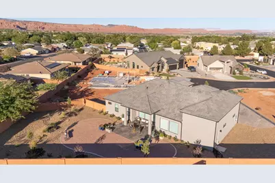 562 S Harmony Cir, Ivins, UT 84738 - Photo 43