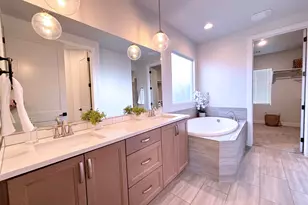 429 E Treasure Valley Rd, Washington, UT 84780 - Photo 17