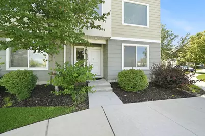 662 W Koins Way, Bluffdale, UT 84065 - Photo 3