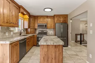 3900 Quarterhorse Dr, Cedar City, UT 84721 - Photo 9