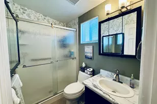 1150 W Red Hills Pkwy, Washington, UT 84780 - Photo 17