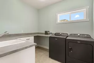 1254 N Ridgeway Dr, Cedar City, UT 84721 - Photo 35