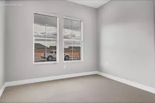 252 S Taylor Dr, Toquerville, UT 84774 - Photo 5