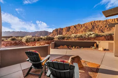 423 W Taman Ct, Ivins, UT 84738 - Photo 11