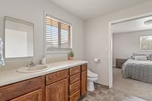 1649 W State St, Hurricane, UT 84737 - Photo 27