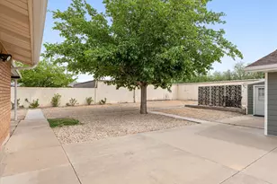 1649 W State St, Hurricane, UT 84737 - Photo 69