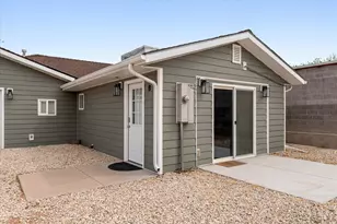 1649 W State St, Hurricane, UT 84737 - Photo 43
