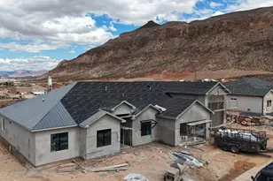 1014 W Rock View Dr, Hurricane, UT 84737 - Photo 3