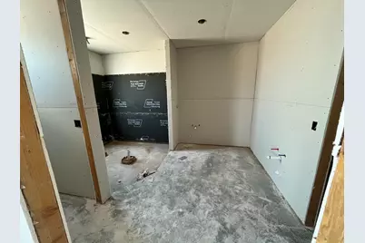 1014 W Rock View Dr, Hurricane, UT 84737 - Photo 11