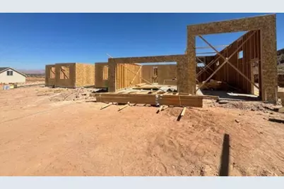 1014 W Rock View Dr, Hurricane, UT 84737 - Photo 5