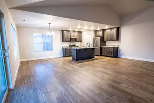 4468 W 275 N N, Cedar City, UT 84720 - Photo 9