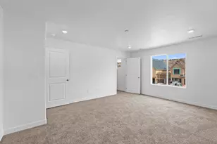 2137 S Wolverine Way, Washington, UT 84780 - Photo 15