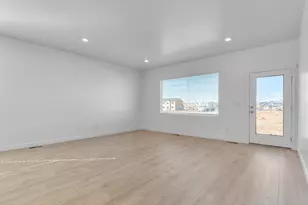 3295 E Defiance House Dr, Washington, UT 84780 - Photo 5