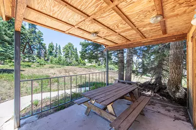 726 W Skyview Ln, Virgin, UT 84779 - Photo 9