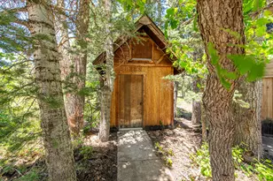 726 W Skyview Ln, Virgin, UT 84779 - Photo 3