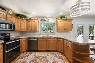 1402 W Winter Quarters Trail, Dammeron Valley, UT 84783 - Photo 11