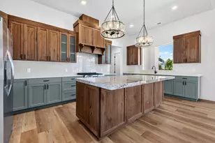 2152 S Blf Dr, Cedar City, UT 84720 - Photo 11