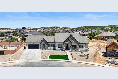 2152 S Bluff Dr, Cedar City, UT 84720 - Photo 3