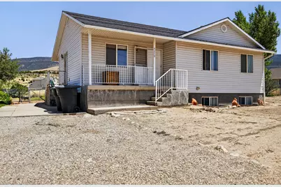 4278/4280 N Wagon Wheel Dr, Enoch, UT 84721 - Photo 3