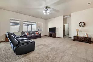 160 S 1210 West Circle, Saint George, UT 84770 - Photo 7