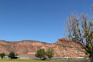 760 W Navajo Dr, Kanab, UT 84741 - Photo 9