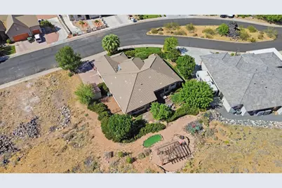 2353 W Valley View Dr, Hurricane, UT 84737 - Photo 5