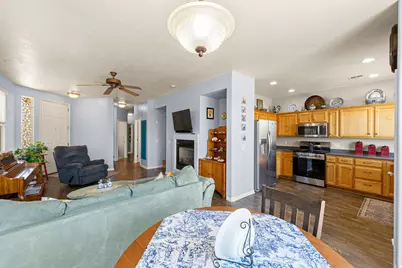 3293 E Fourteen Fairway Dr, Washington, UT 84780 - Photo 5