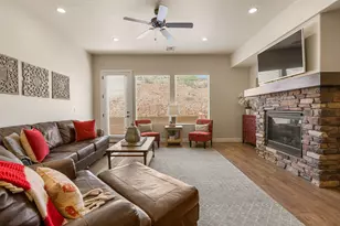2073 N Coral Ridge Dr, Washington, UT 84780 - Photo 11