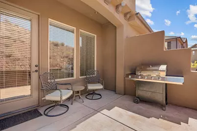 2073 N Coral Ridge Dr, Washington, UT 84780 - Photo 37
