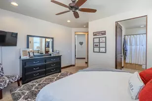 576 N Sun Rock Way, Washington, UT 84780 - Photo 15