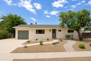351 N Saguaro Dr, Washington, UT 84780 - Photo 1