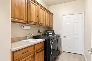 556 S Josie Circle, Cedar City, UT 84720 - Photo 17