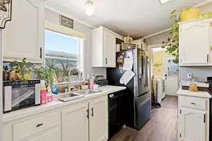 4296 N Maple Circle, Enoch, UT 84021 - Photo 11