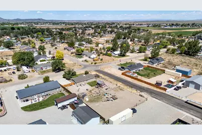 4296 N Maple Cir, Enoch, UT 84021 - Photo 41