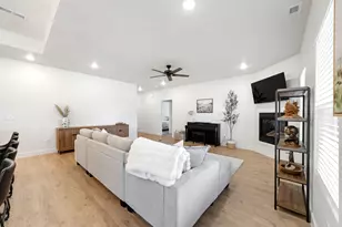 648 N Kaycie Ln, Panguitch, UT 84759 - Photo 9