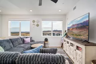 221 N Cliff Side Dr, Hurricane, UT 84737 - Photo 13