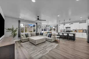 1877 S Heritage Fields Dr, Washington, UT 84780 - Photo 5