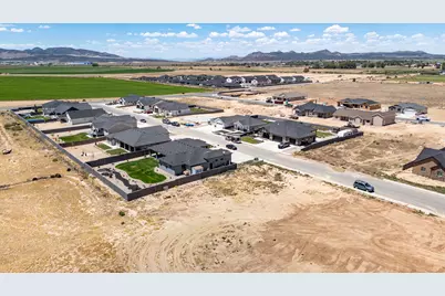 3793 W 925 N #13, Cedar City, UT 84721 - Photo 13