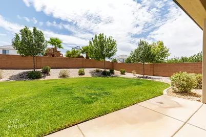 2252 E Fieldstone Cir, Saint George, UT 84790 - Photo 33