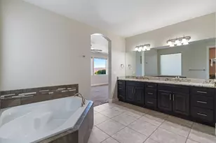 758 N Highland Pkwy, Washington, UT 84780 - Photo 19
